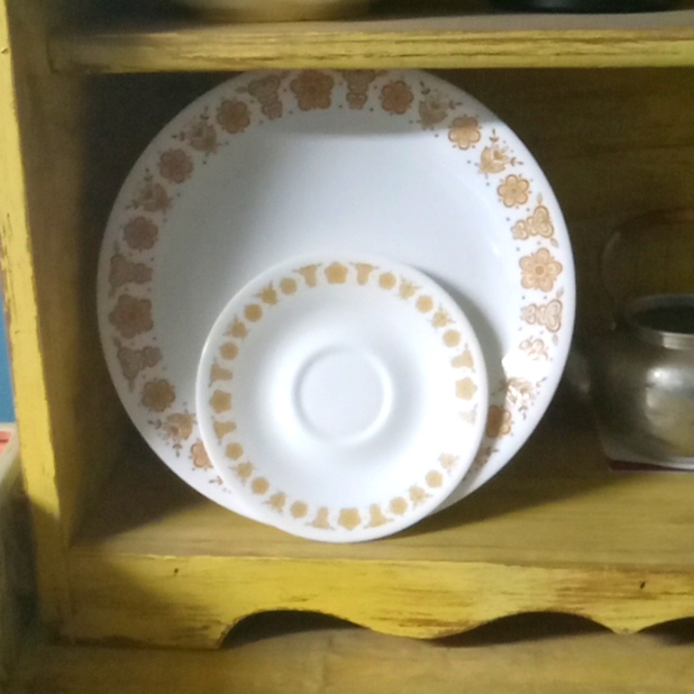 Vintage Corelle Golden Butterfly Dinner Plate and small dessert plate